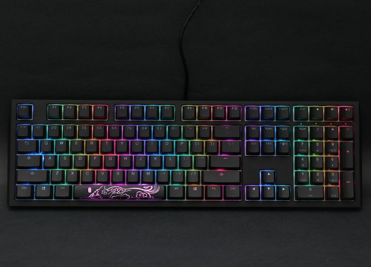 Ducky Keyboard: Shine 7